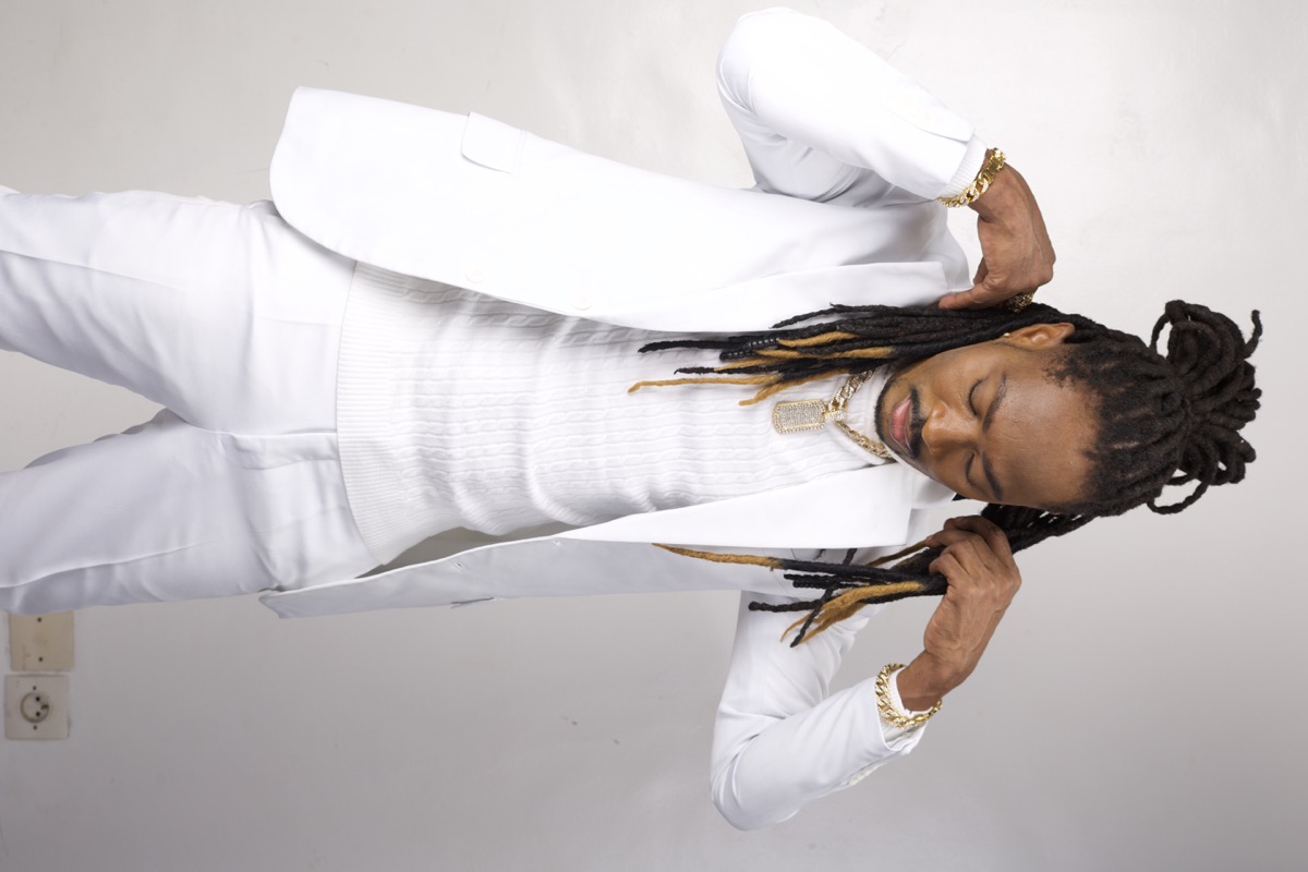 GG Lapino — Portrait en studio